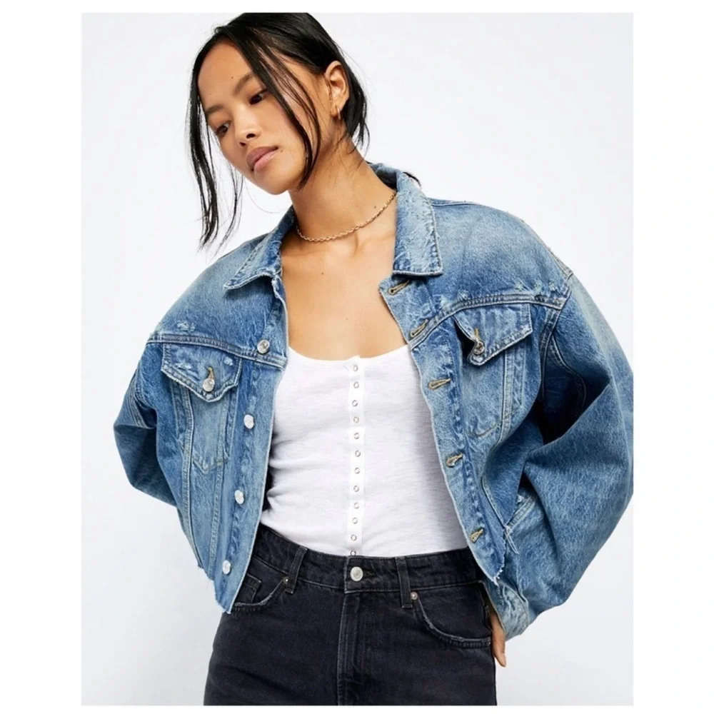 Free People Amelia Slouchy Denim Trucker Jacket Size Small - Picture 2 of 8